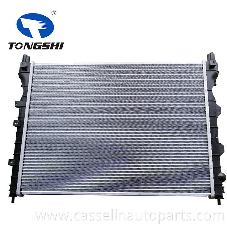 Aluminum Car Radiator for ILAND ROVER FREELANKER V6 2.5L OEM PCC000652 Radiator Spare Parts